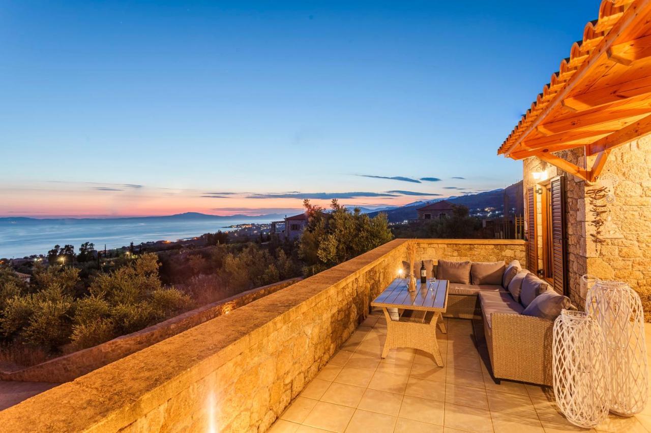 Mani Panoramic Seaviews - Luxury Summer Haven Levktron Экстерьер фото