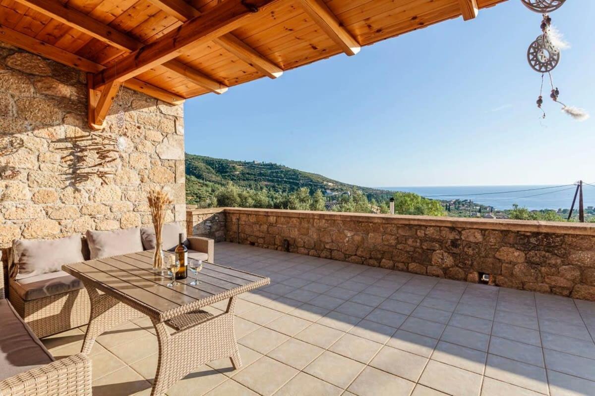 Mani Panoramic Seaviews - Luxury Summer Haven Levktron Экстерьер фото